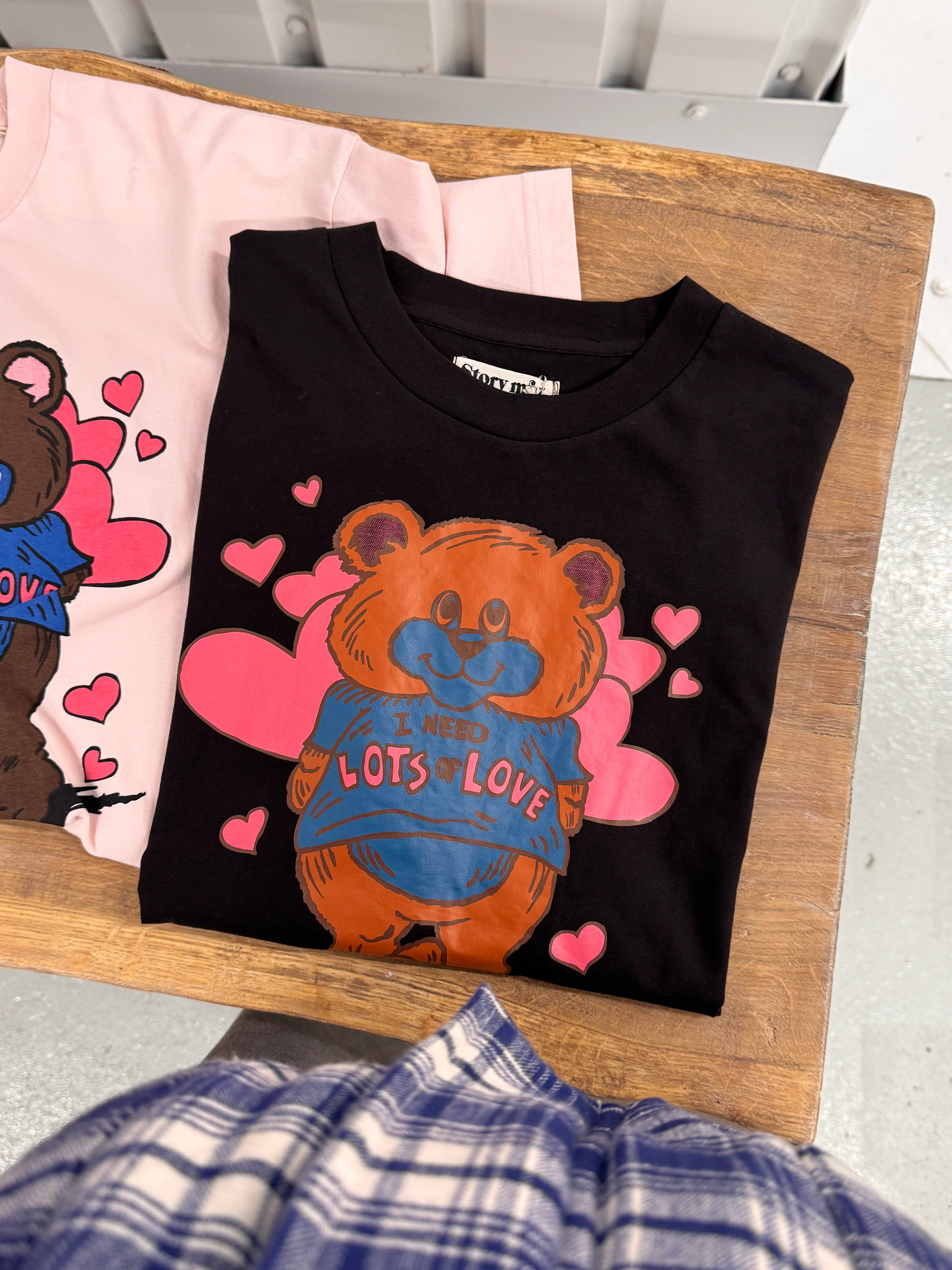 Grateful Tee SS - Black Lots Of Love - Image 3