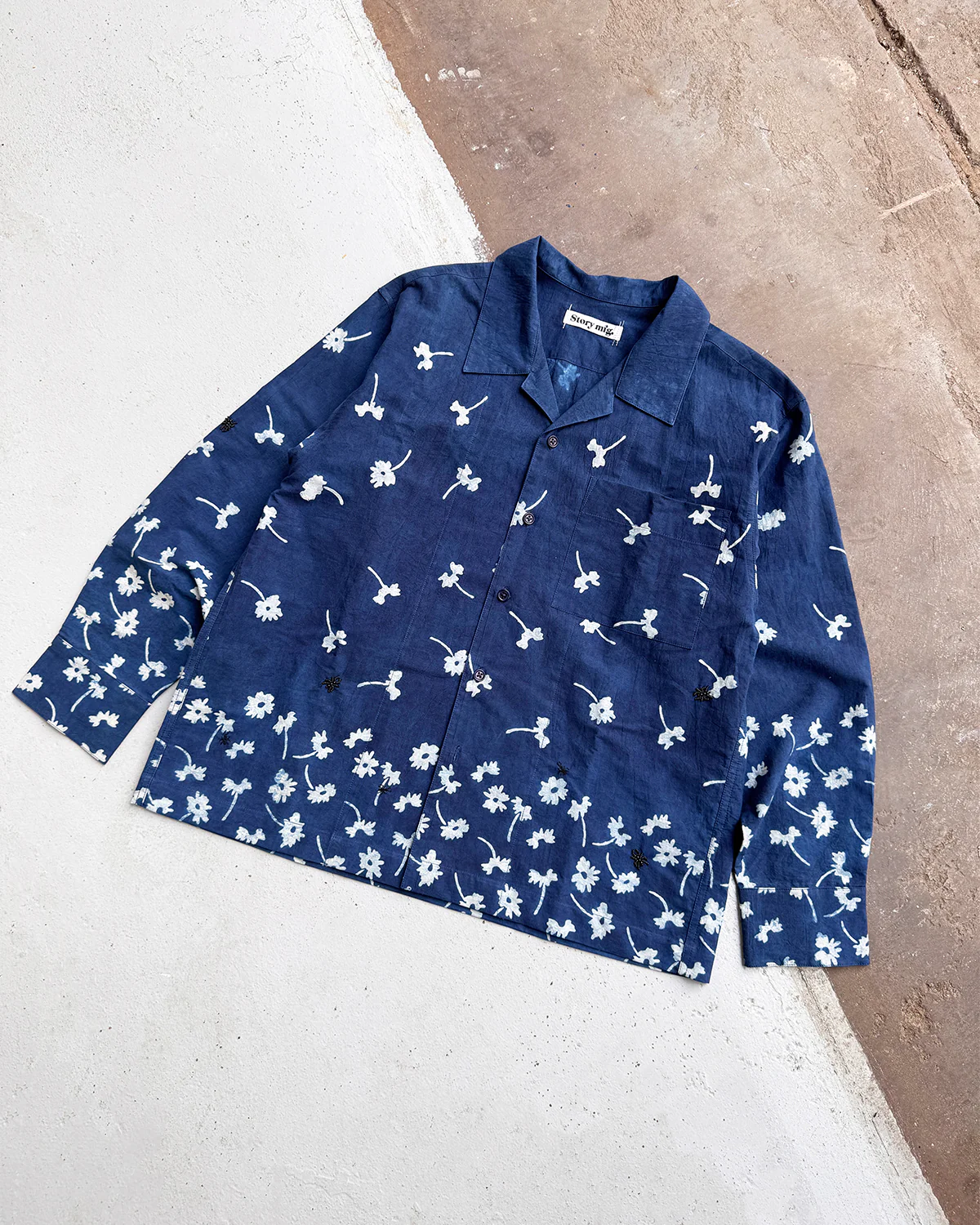 Greetings Shirt LS - Falling Daisy Indigo - Image 5