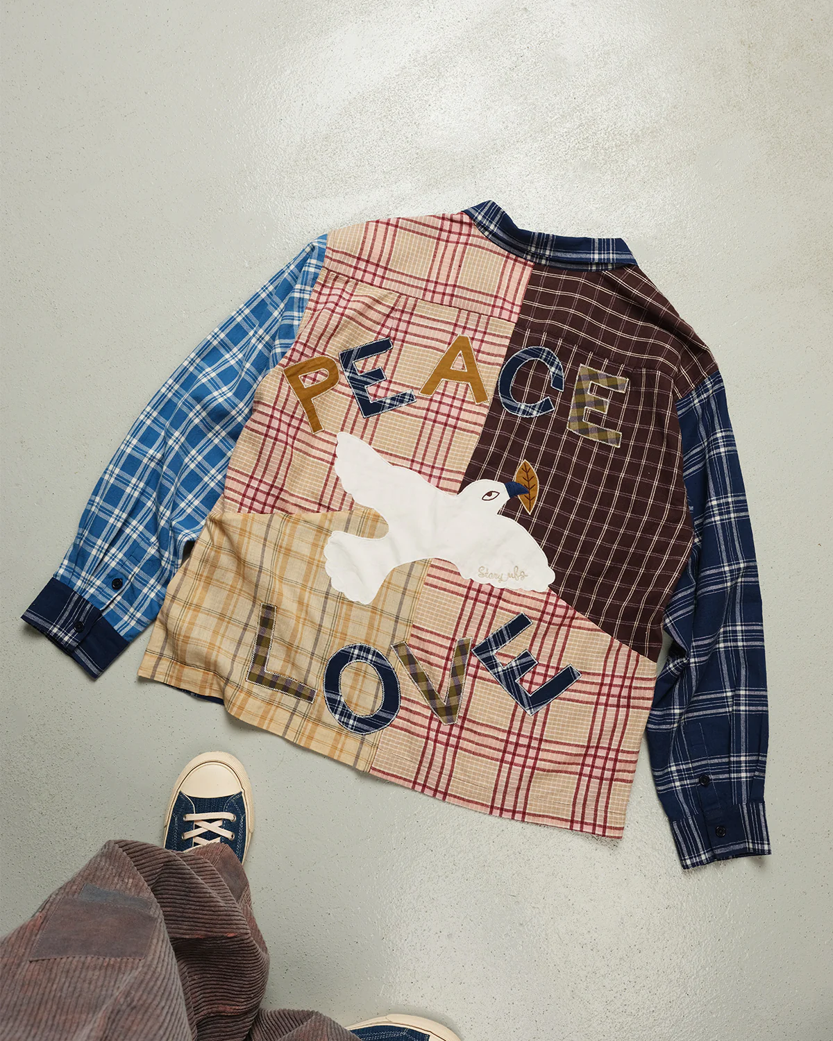 Greetings Shirt LS - Peace And Love - Image 6