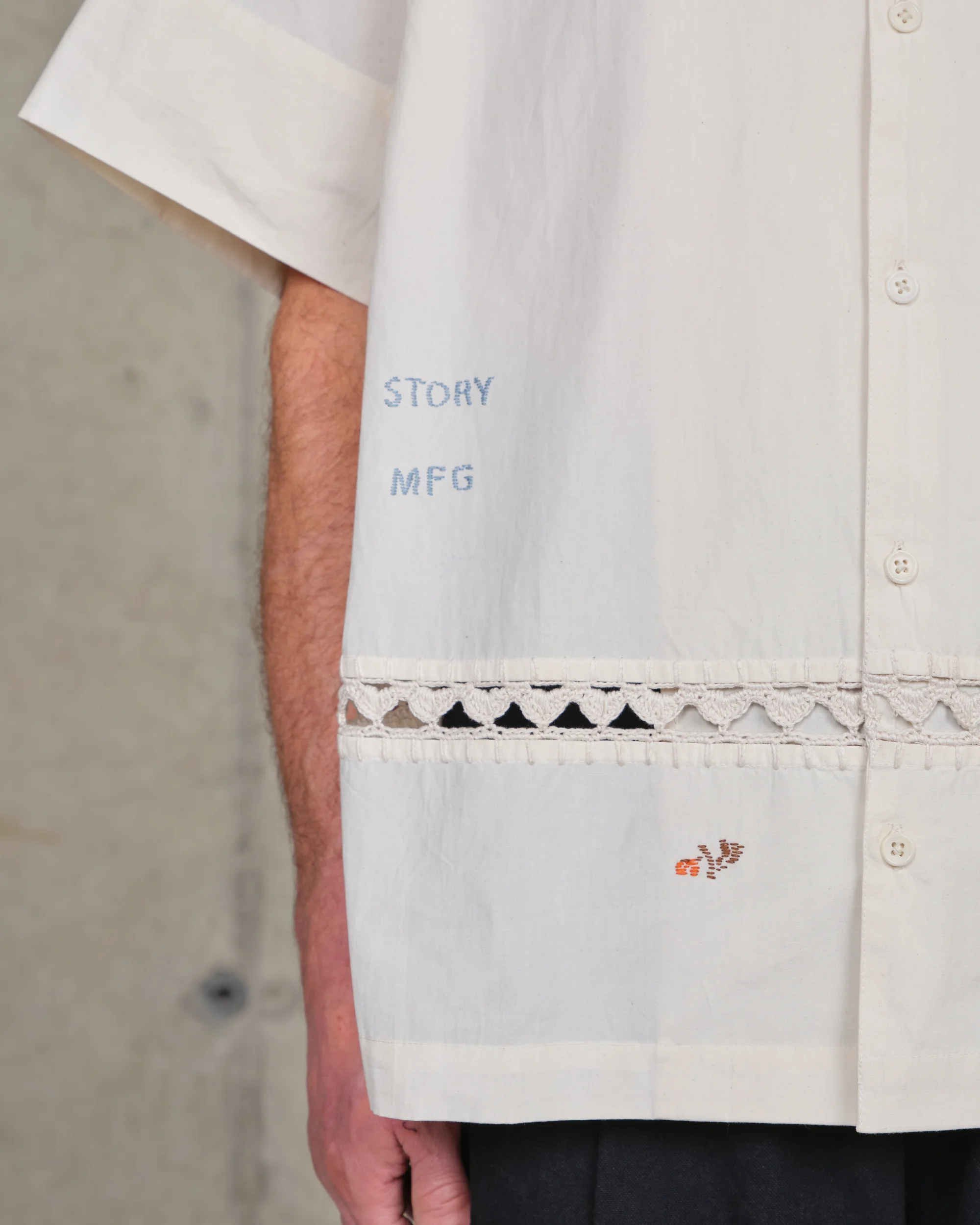 Greetings Shirt SS - Interrupted Embroidery - Image 4
