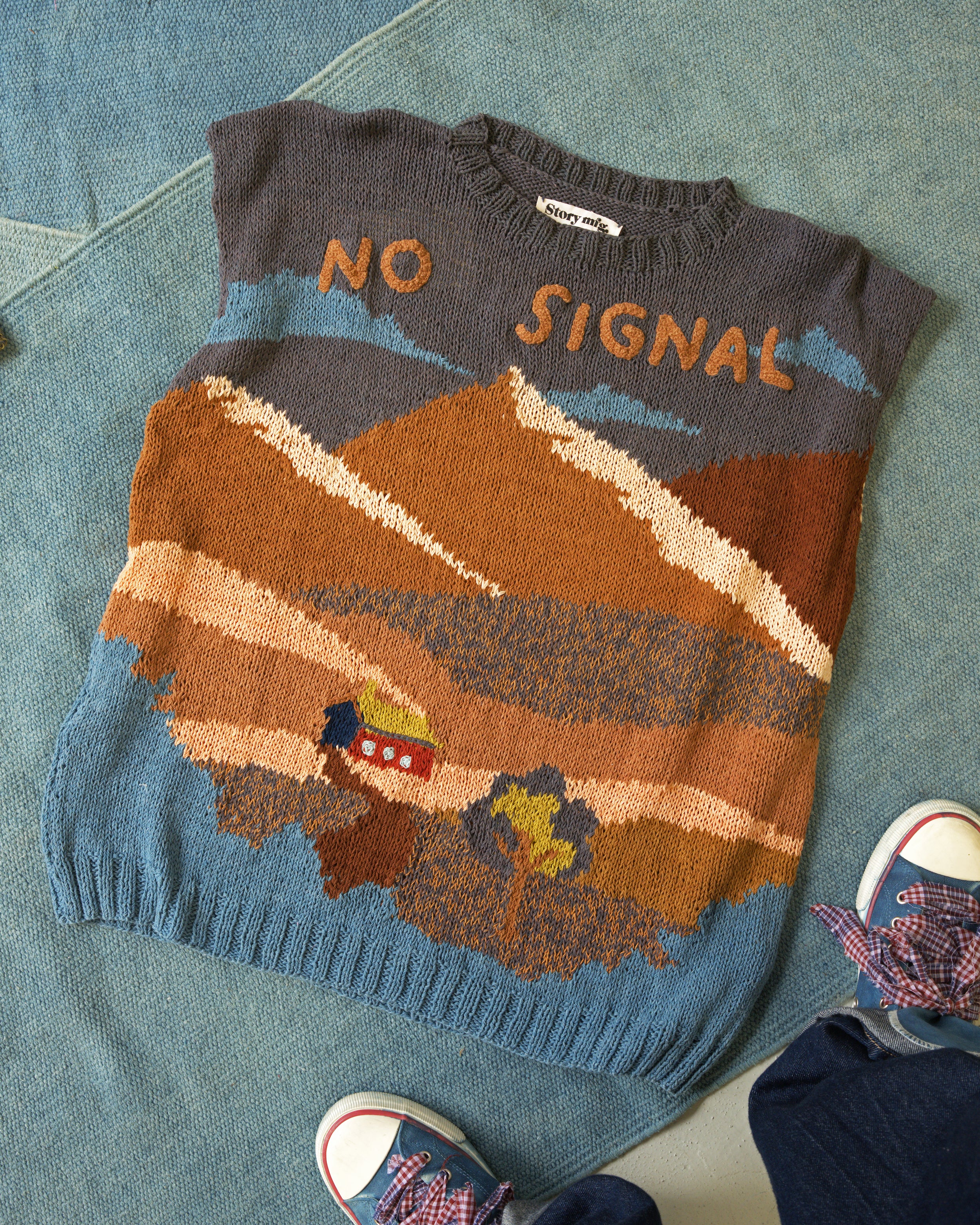 Keeping Knit Vest - Sleeping Hills - Image 8